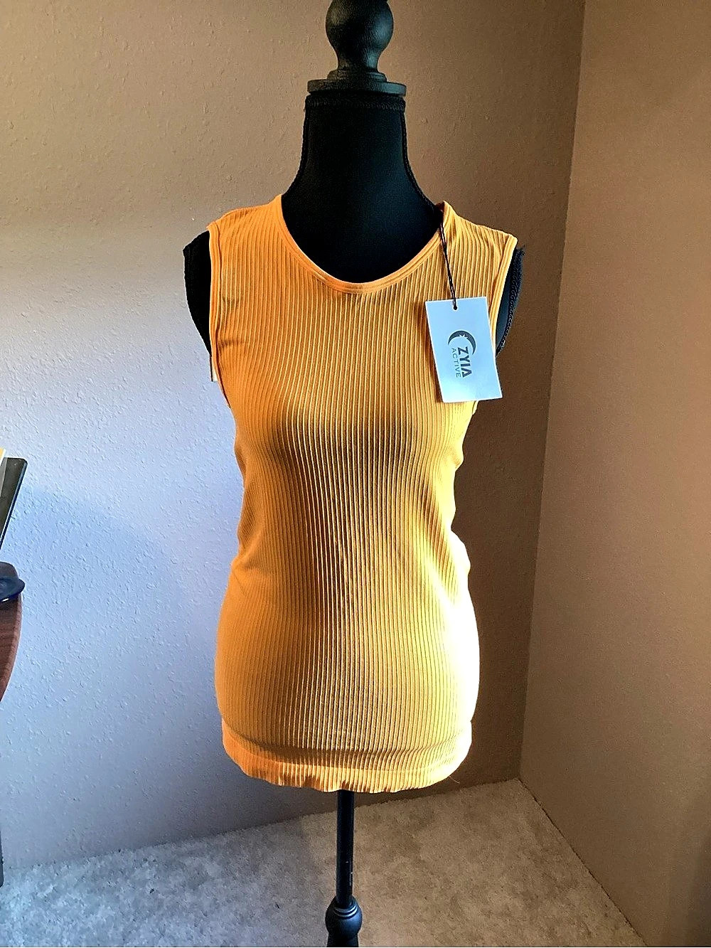 NWT Zyia Active Sunset Parallel Tank Ribbed Orange Full Coverage medium
